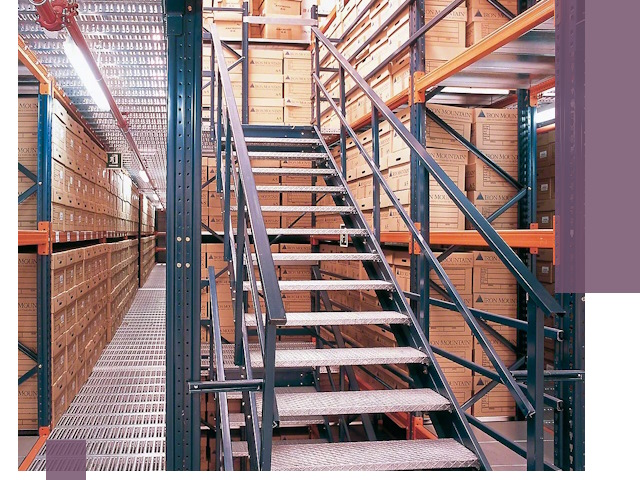 Лестницы складские прочные и безопасные под ключ в Балашове