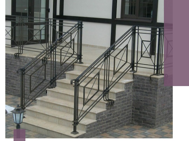 Перила для крыльца в Балашове — монтаж, изготовление и установка