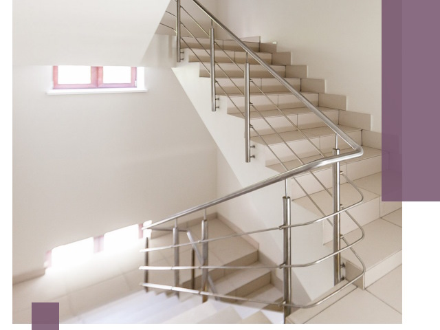 Установка и замена перил в подъезде в Балашове