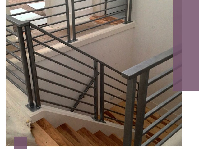 Изготовление поручней из металла и дерева в Балашове